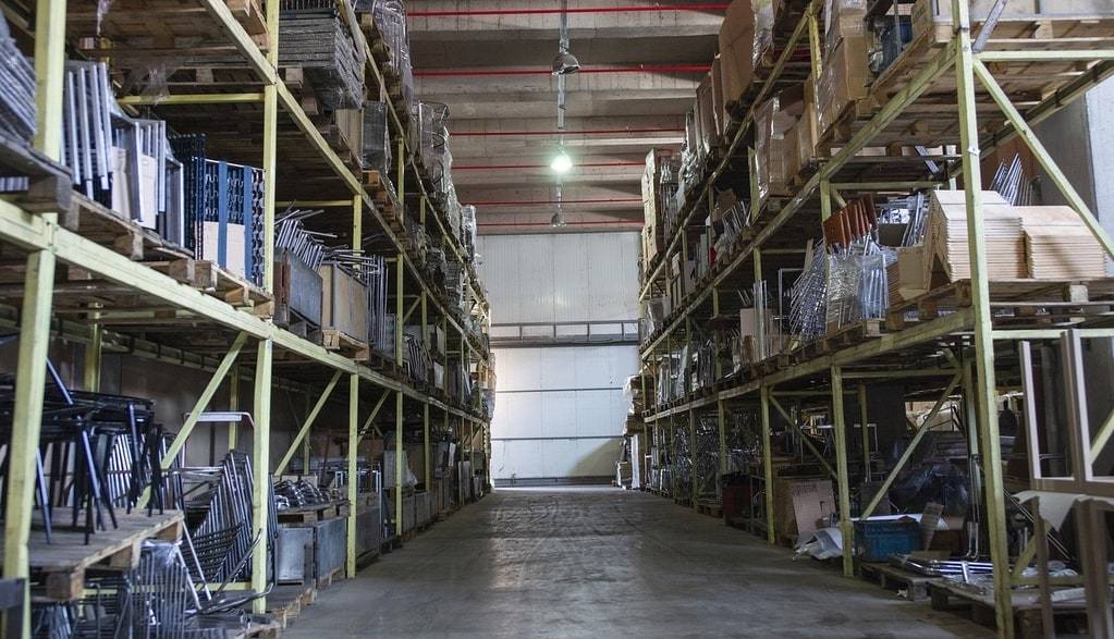 Comment choisir entre un garde-meubles et stockage temporaire ?